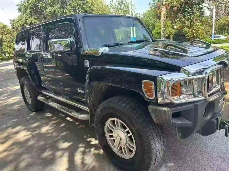 济南12年悍马H33