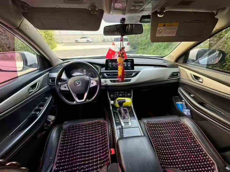 济南18年长安汽车CS754