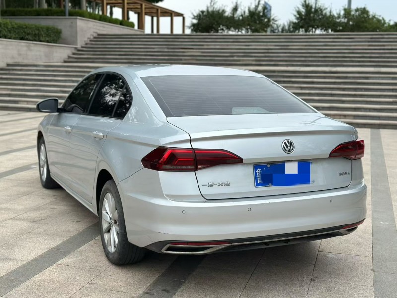 青岛20年大众宝来7