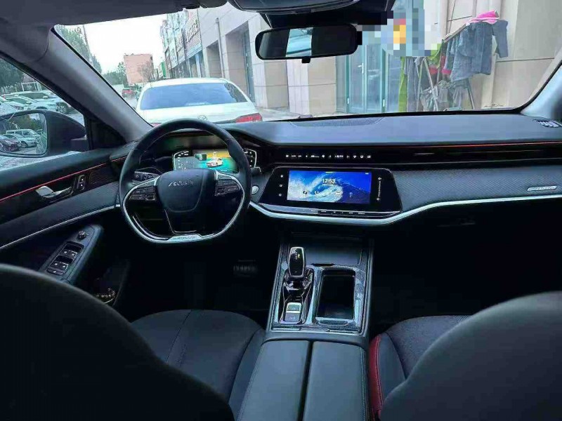 青岛23年东风奕炫6