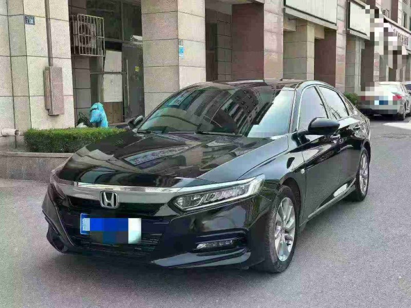 青岛21年本田雅阁2