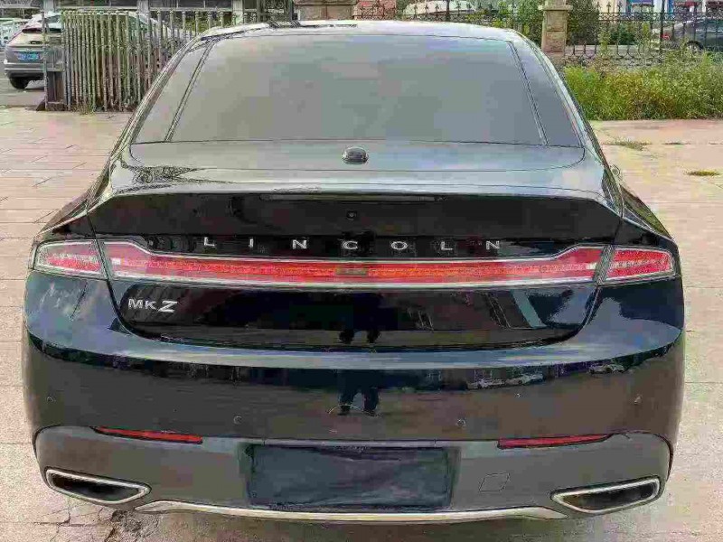 青岛17年林肯MKZ9