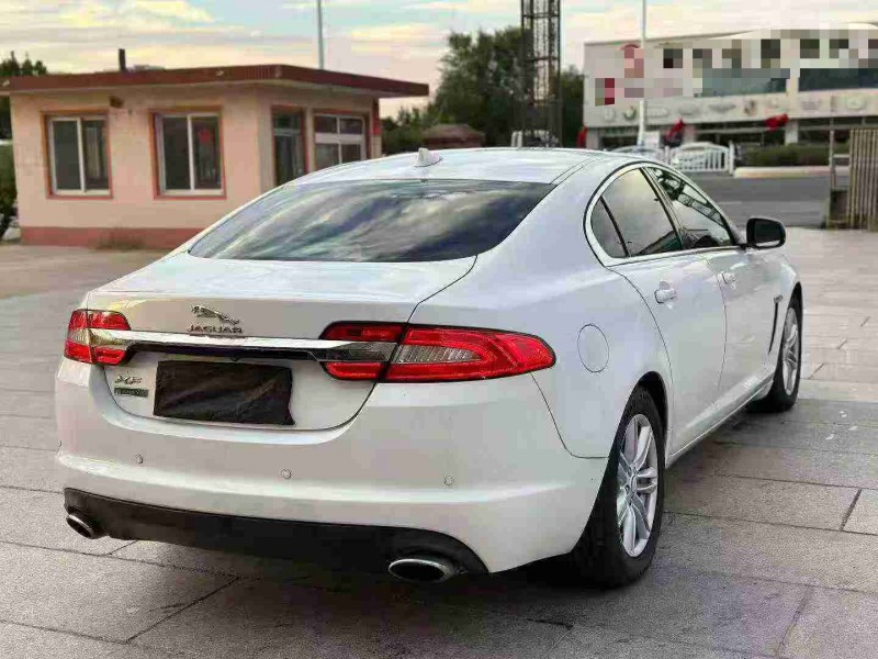 青岛15年捷豹XF8
