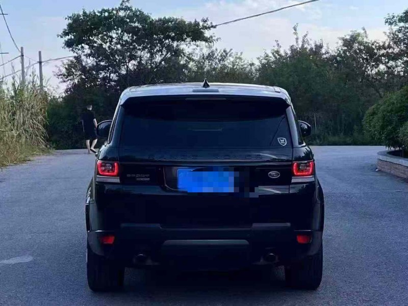 青岛18年路虎揽胜运动6