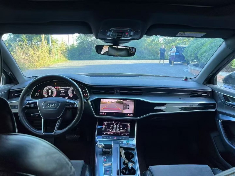 青岛22年奥迪A6L4