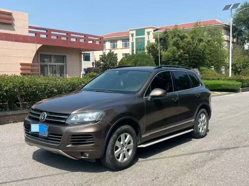 青岛15年大众途锐2