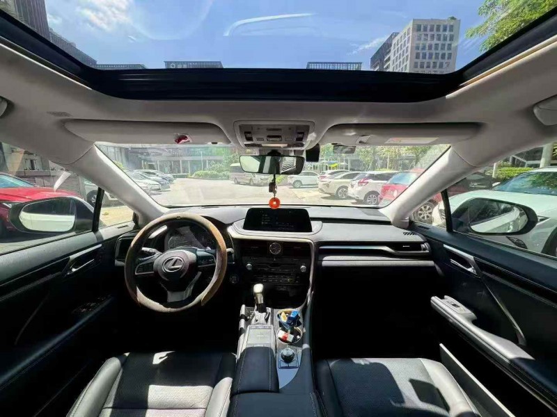 广州22年雷克萨斯RX5