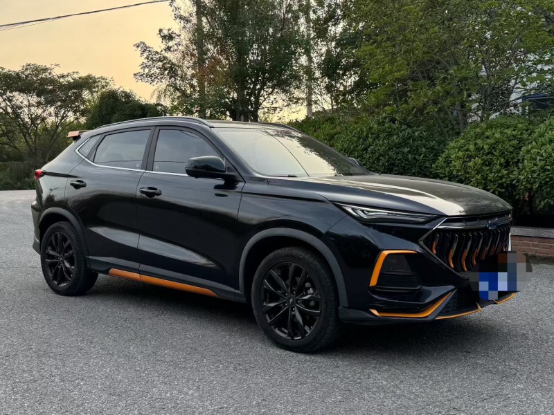 青岛22年长安汽车欧尚3