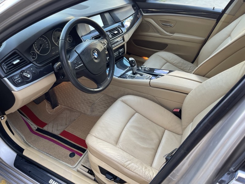 济宁13年宝马5系4