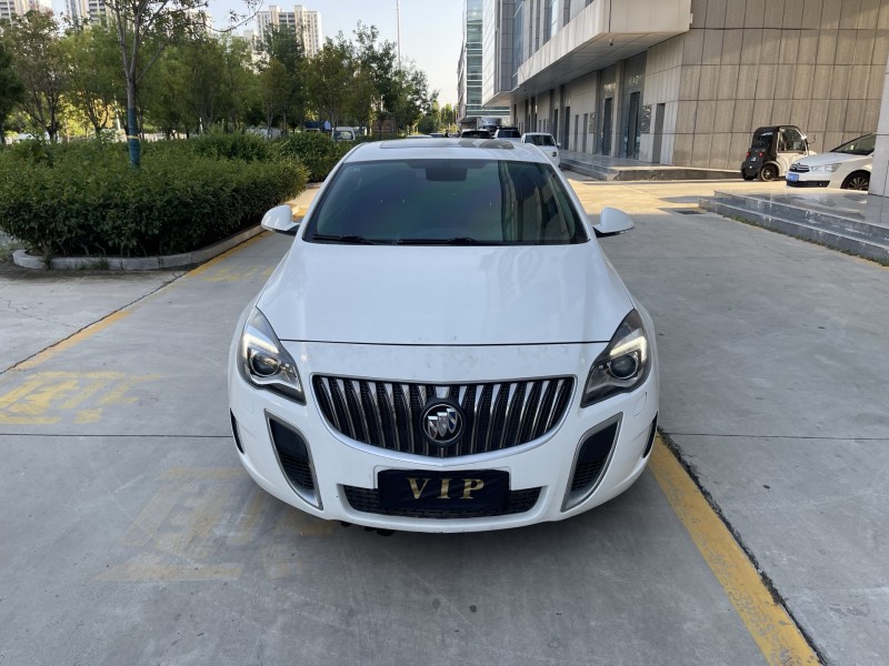 济宁14年别克君威1