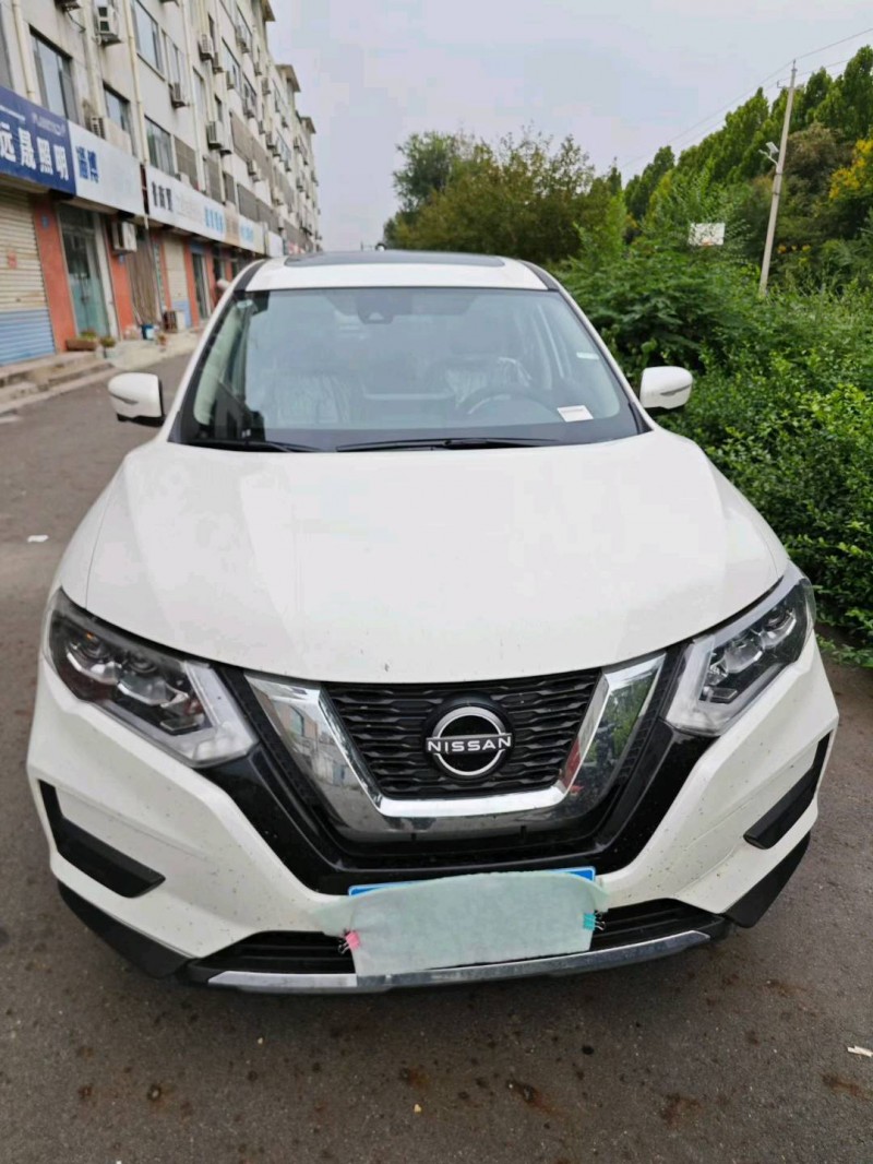 淄博25年日产奇骏1