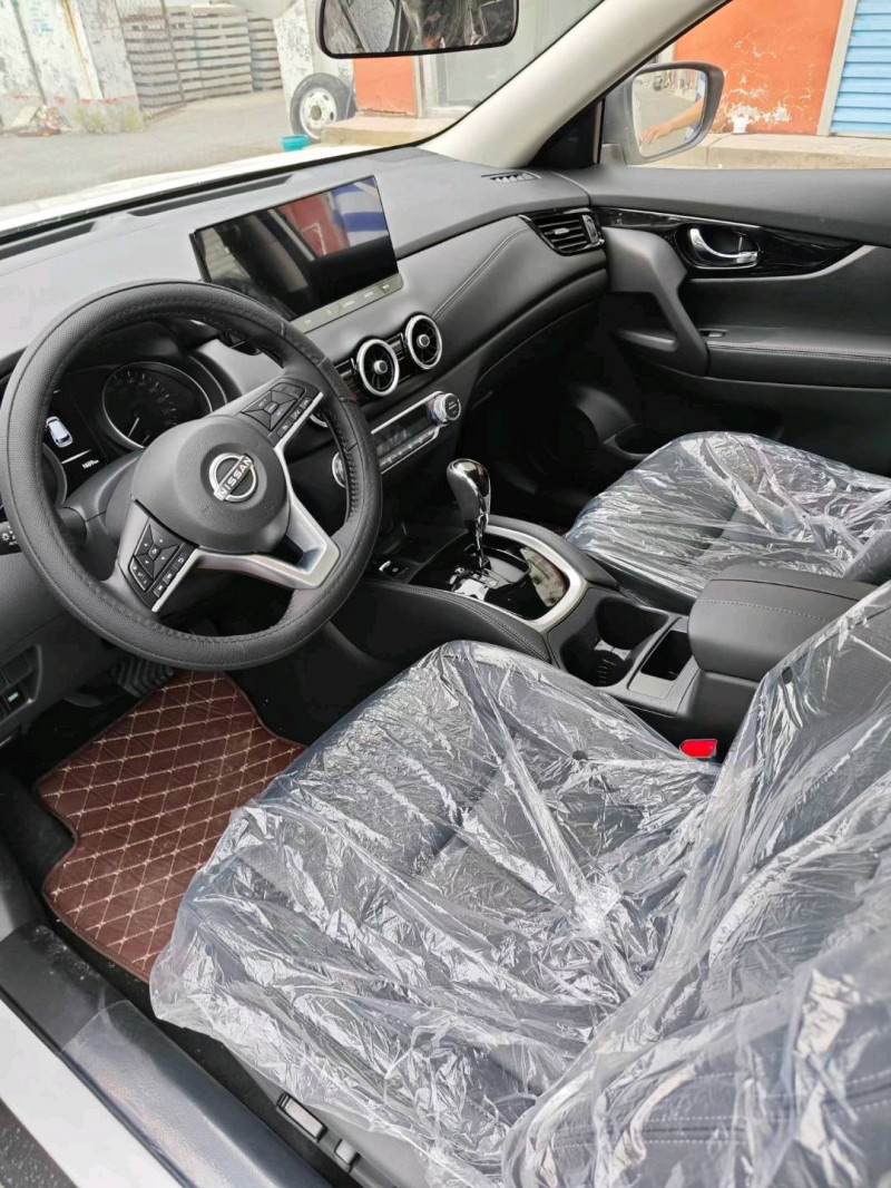 淄博25年日产奇骏5