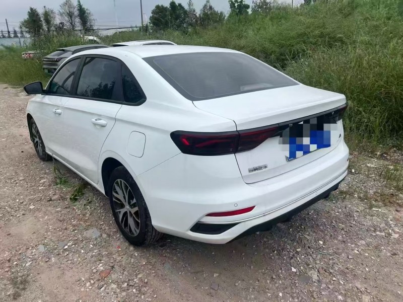 菏泽23年吉利帝豪2