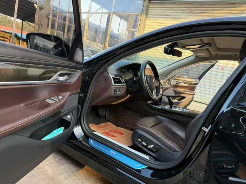 徐州19年宝马7系4