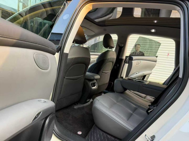 徐州23年智己LS68