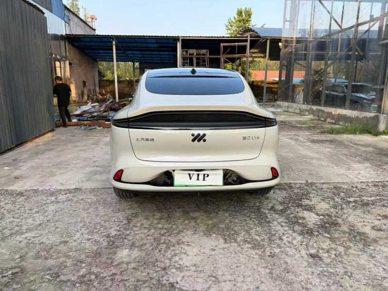 徐州23年智己LS69