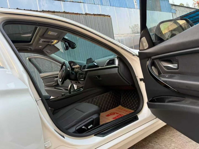 徐州17年宝马3系6