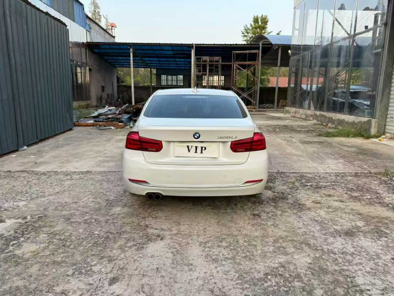 徐州17年宝马3系9