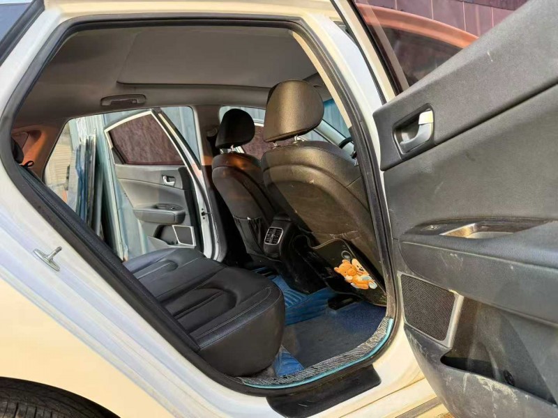 徐州19年起亚K57