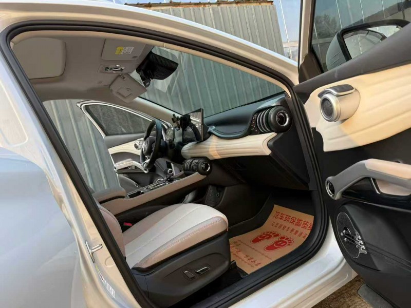 徐州24年比亚迪元6