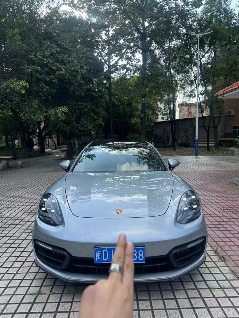 广州23年保时捷帕拉梅拉1