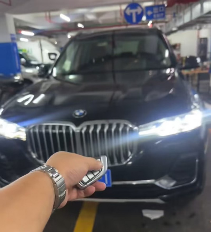 深圳21年宝马X71