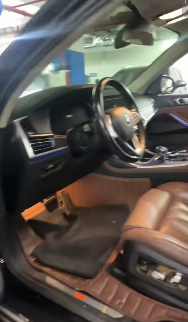 深圳21年宝马X74