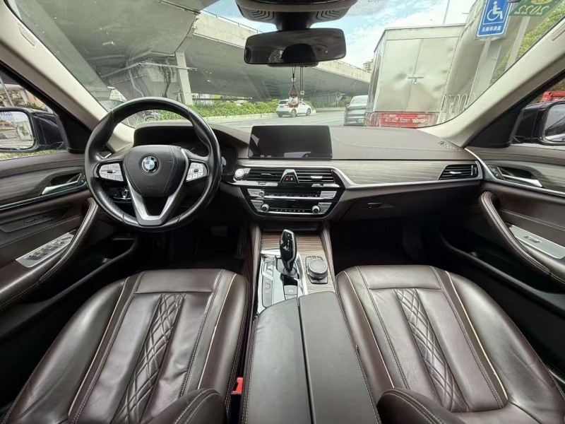 广州20年宝马5系5