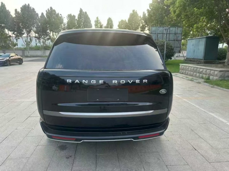 佛山25年路虎揽胜行政9