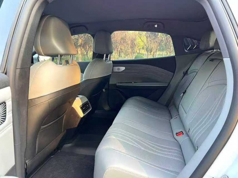 上饶24年吉利银河5