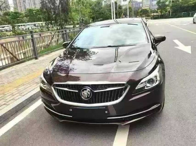 上饶17年别克君越1