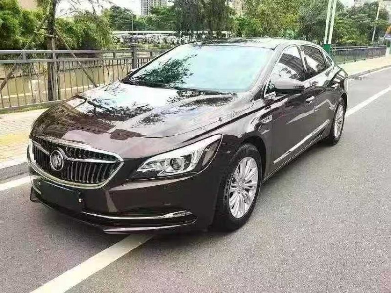 上饶17年别克君越2