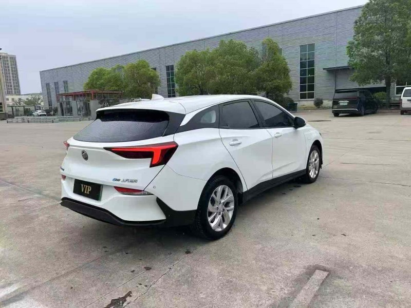 宿迁24年别克微蓝8