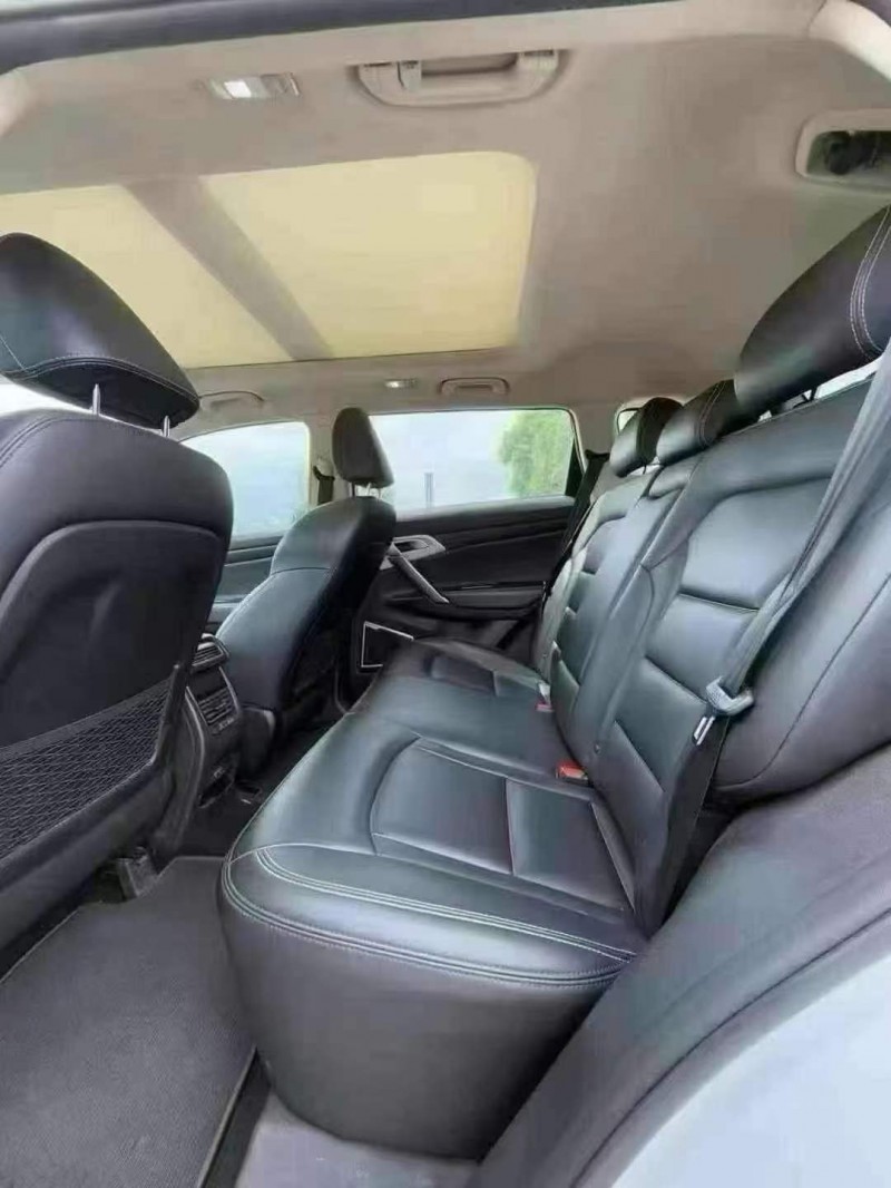 东莞19年吉利博越5