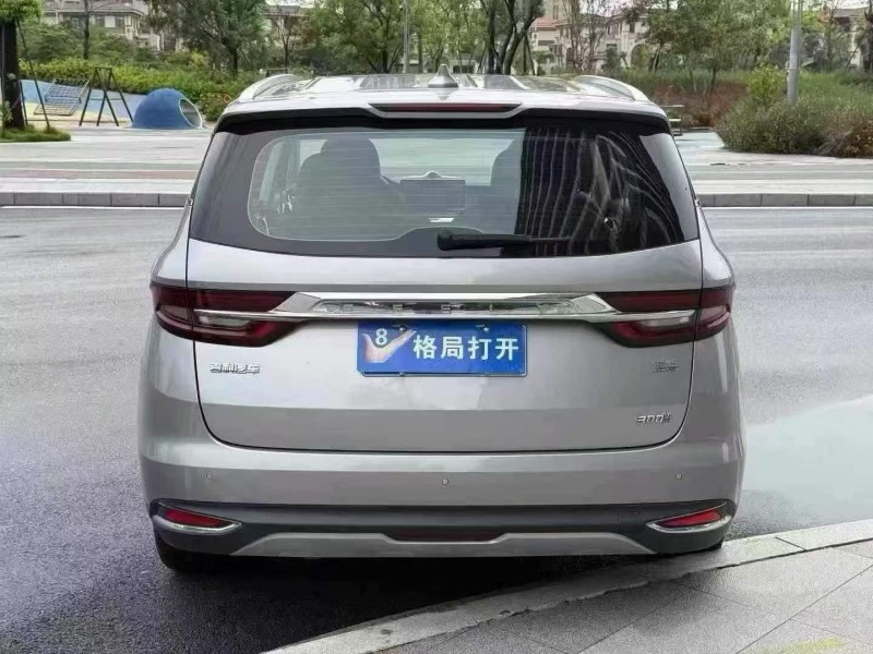 东莞22年吉利嘉际9