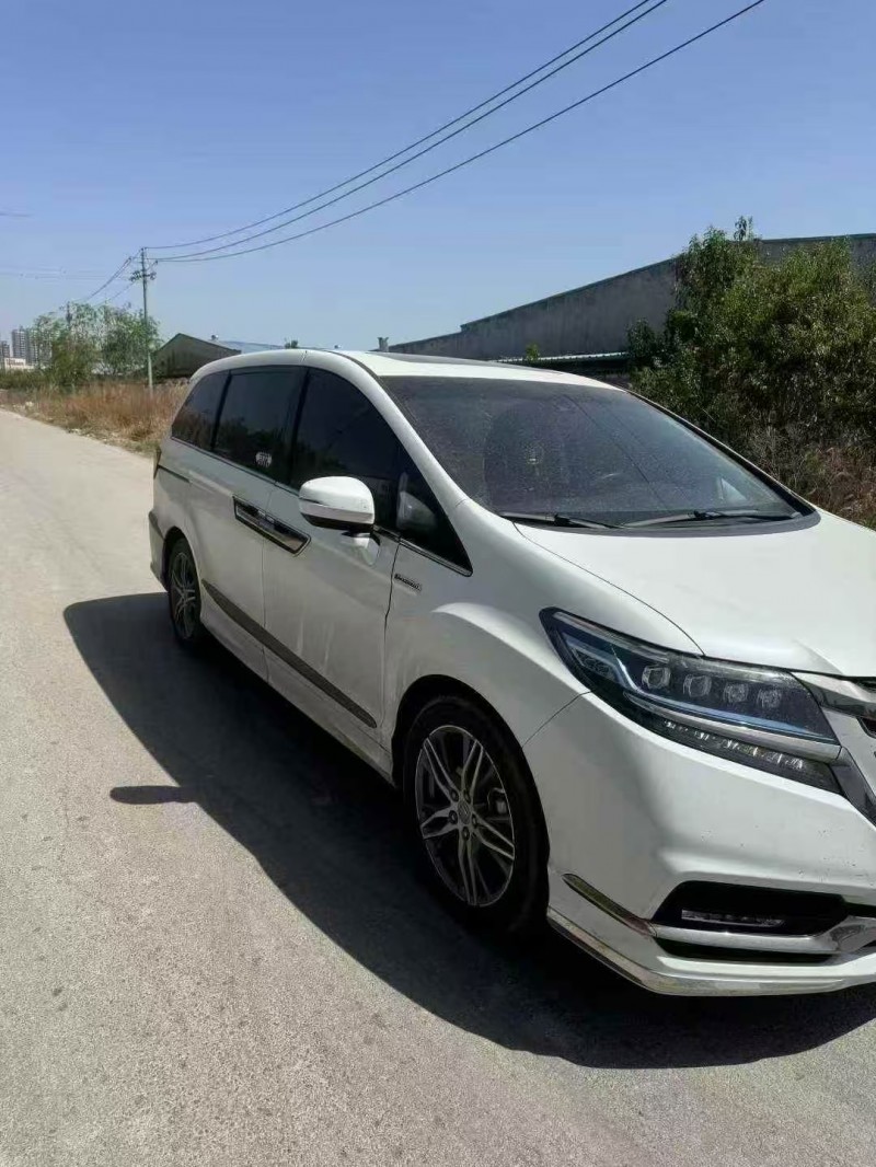 菏泽21年本田艾力绅2