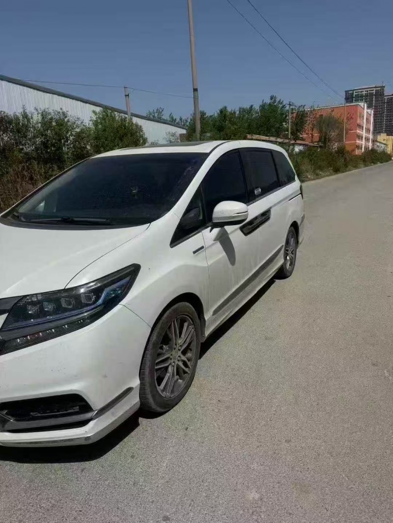 菏泽21年本田艾力绅3