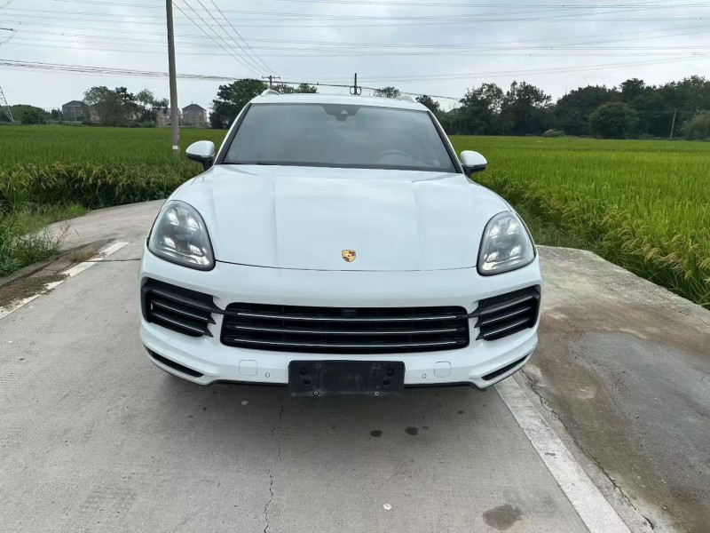 宁波19年保时捷卡宴1