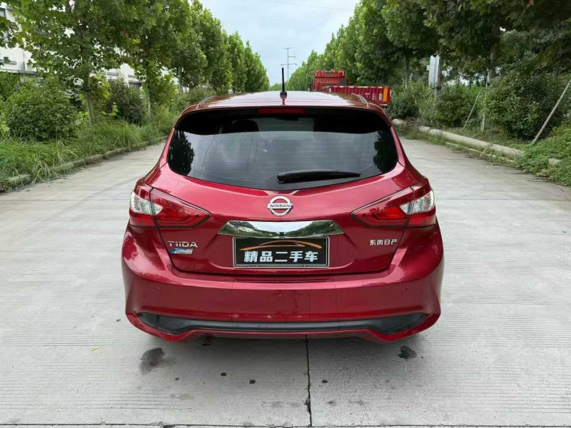 徐州19年日产骐达5