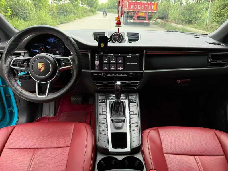 徐州19年保时捷Macan8