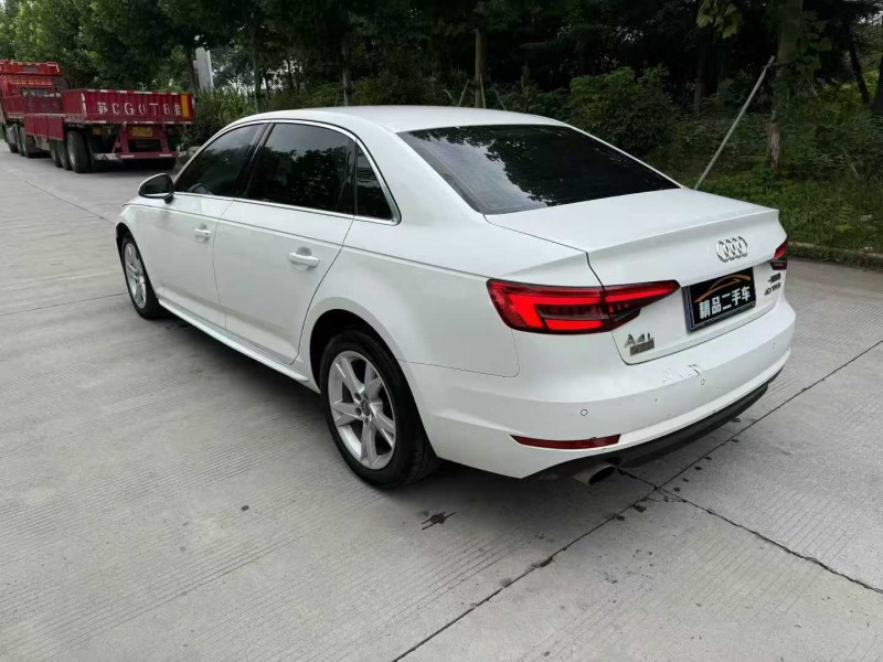 徐州17年奥迪A4L6