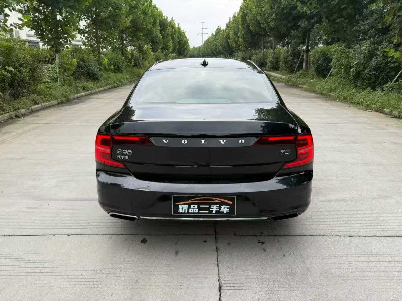 徐州17年沃尔沃S905