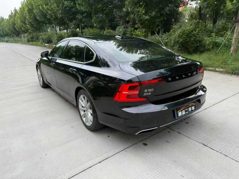 徐州17年沃尔沃S906