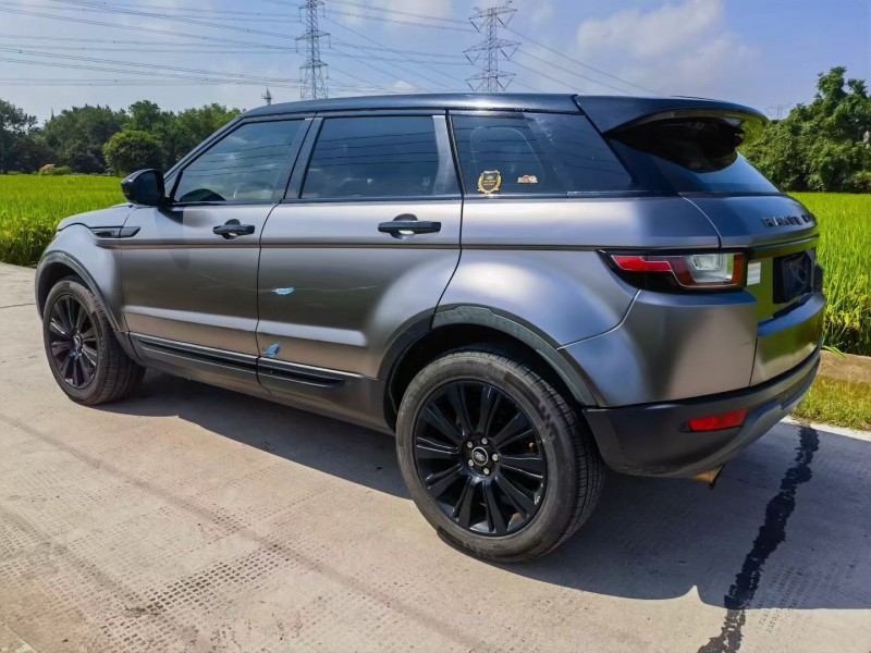 宁波17年路虎极光5