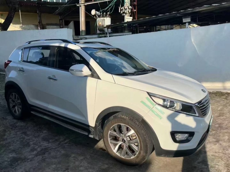 深圳15年起亚智跑2