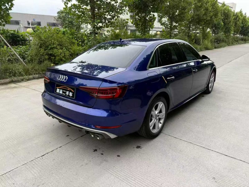 徐州17年奥迪A4L3