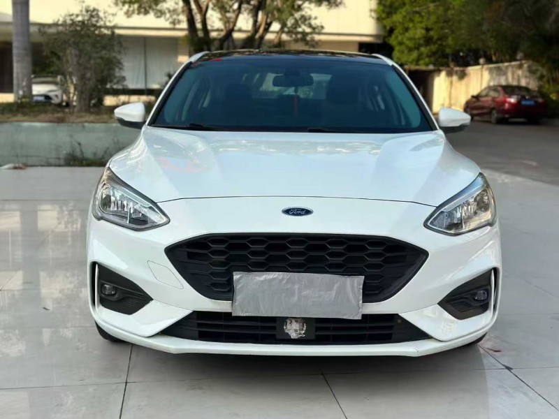 深圳19年福特福克斯1