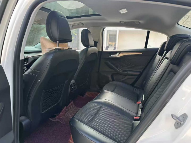 深圳19年福特福克斯6