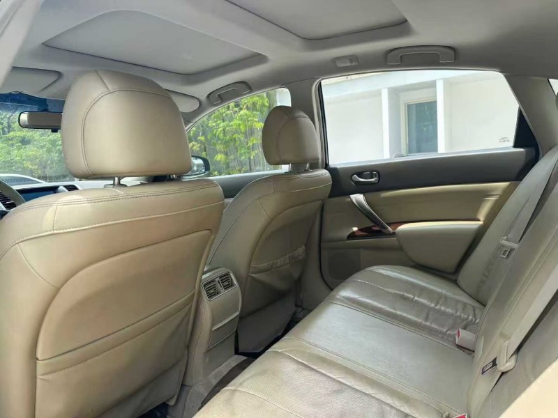 珠海10年日产公爵王6