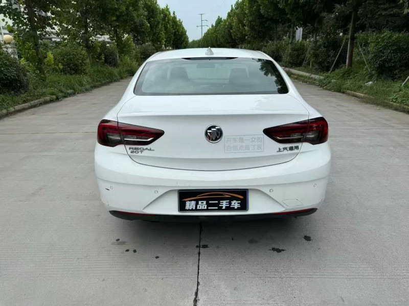 徐州19年别克君威5